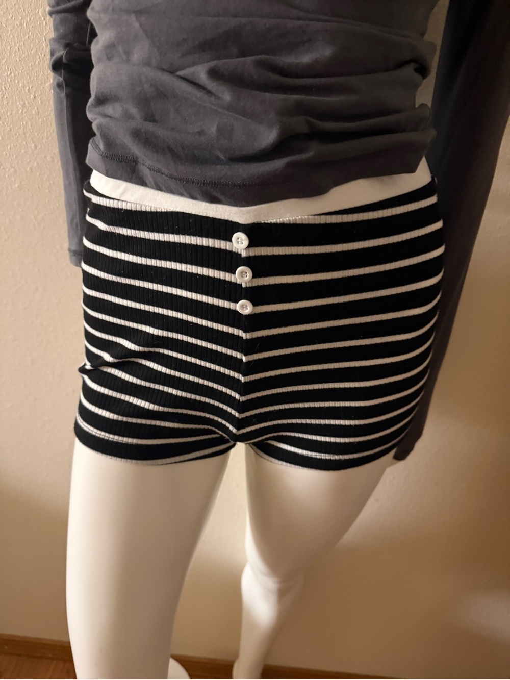 SHEIN Black & White Striped High Waist Button-Front Women’s Shorts